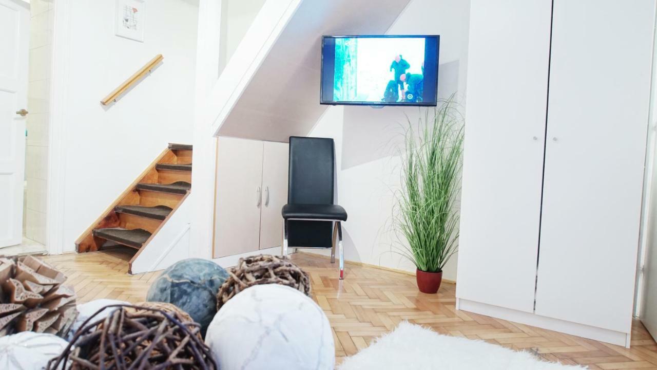 New Astoria Apartment Budapest Bagian luar foto